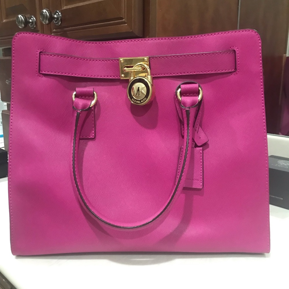Beautiful Michael Kors purse